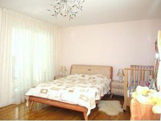 2nd image of 2800 E 29th St #302