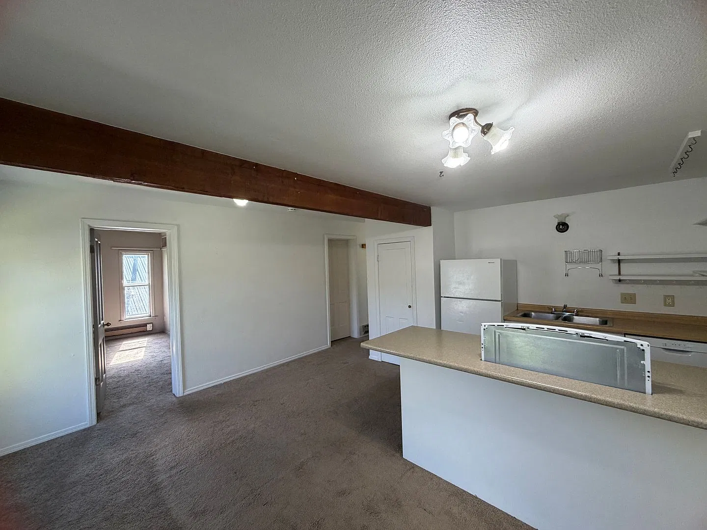 Prime In-Town Durango Location 2 Bedroom + Bonus Room — Photo 2
