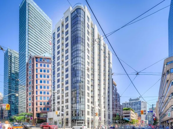 801 Bay St, Toronto, ON