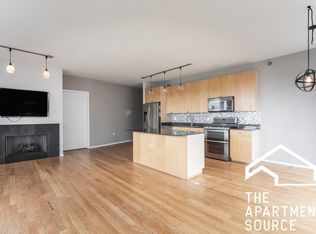 710 S Wells St #1405, Chicago, IL 60607