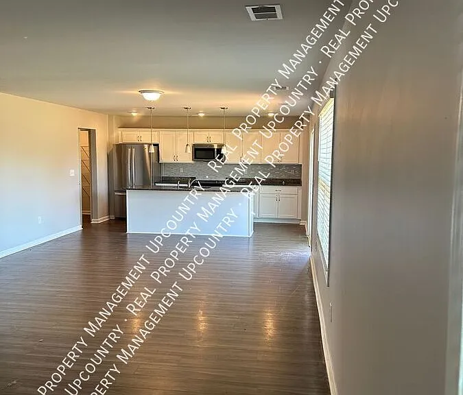 3002 Margaret Ct — Photo 8