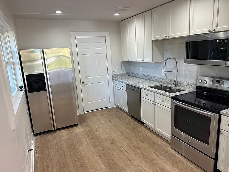 2745 Sylvan Rd #1 — Photo 3