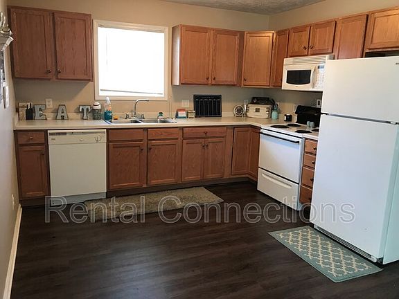 3rd image of 103 N Bentley St #C