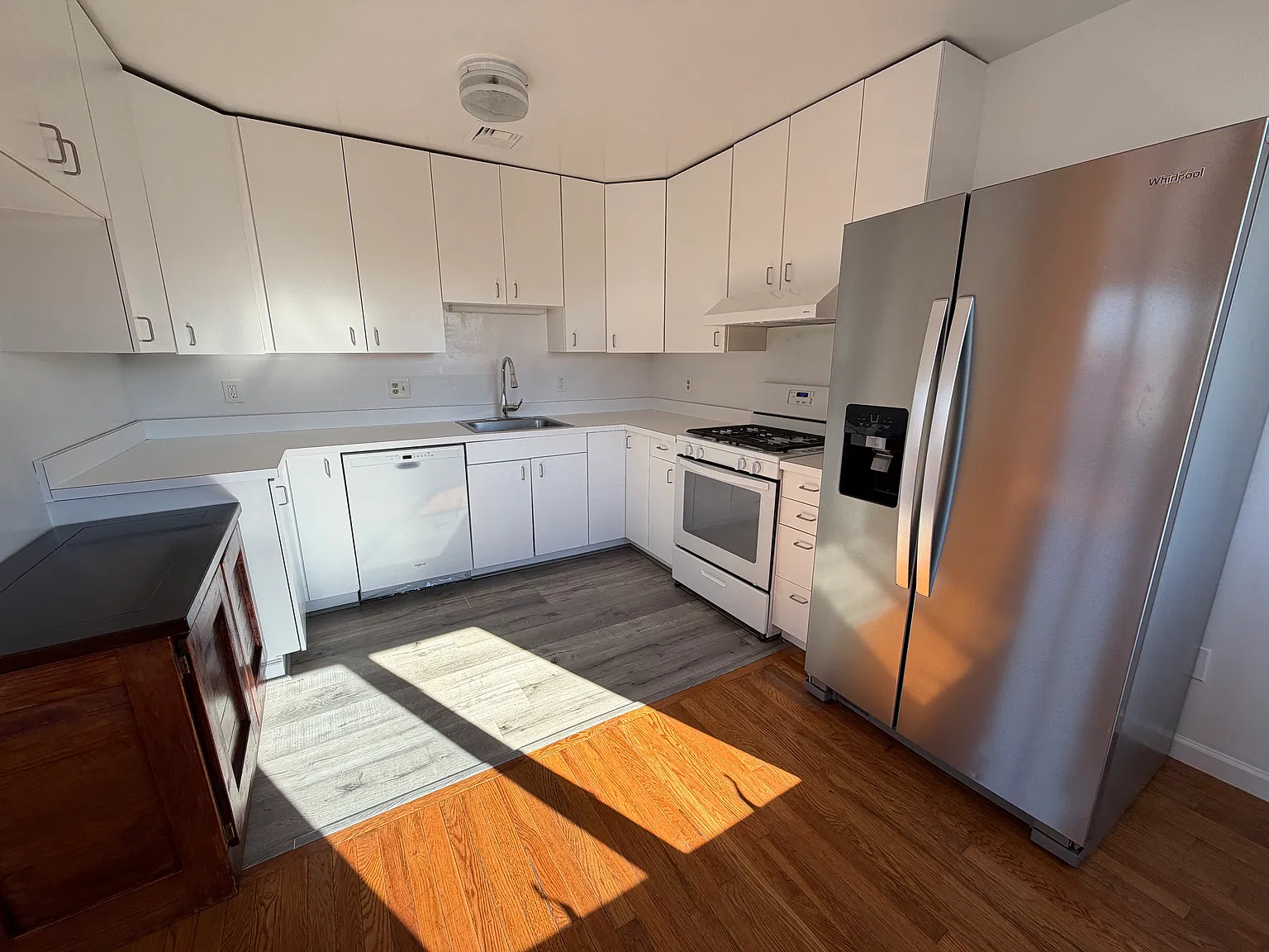 300 Broadway — Photo 1