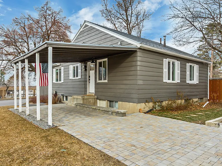 S Highland Dr — Photo 4