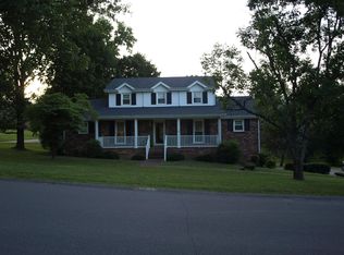 5611 Scenic Ridge Dr, Old Hickory, TN 37138