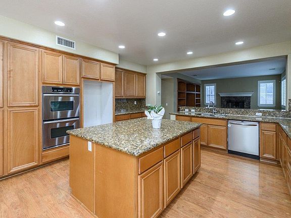 2nd image of 14443 Gannet St