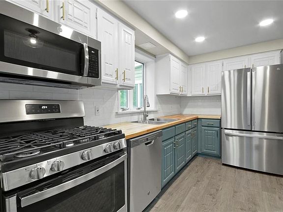 5th image of 4553 Sheffield Dr