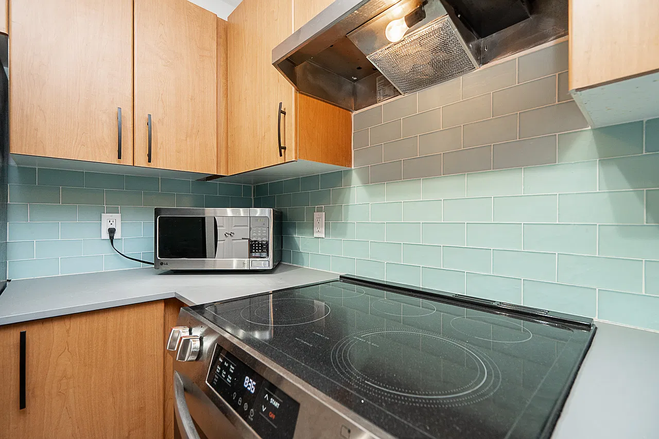 1 bed, 470 sqft, $2,395 — Photo 2