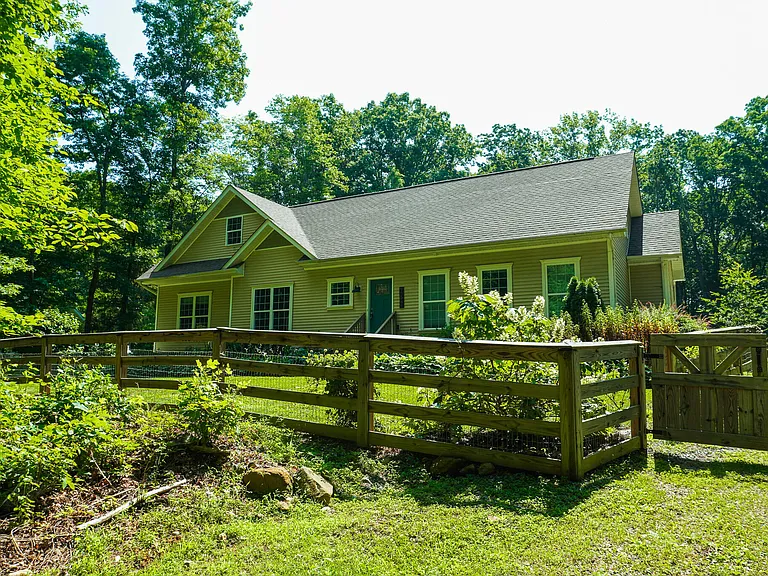 262 Robert Alston Jr Dr — Photo 2
