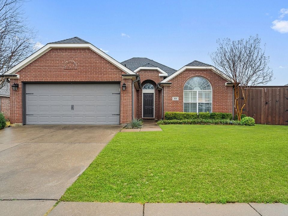 1st image of 3730 English Oak Dr