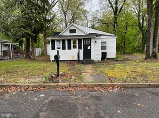 32 S Clementon Ave, Clementon, NJ 08021