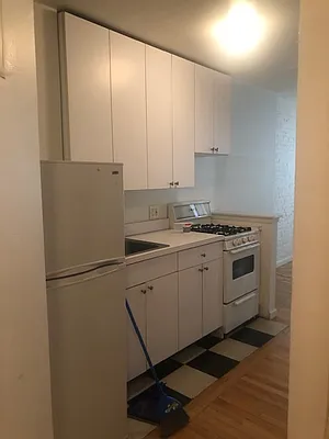 Rented by Tompkins Square Realty | media 10