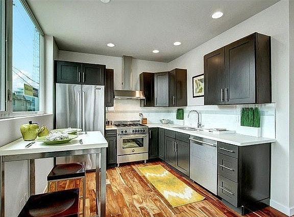 Beautiful kitchen with top-of-the-line appliances.