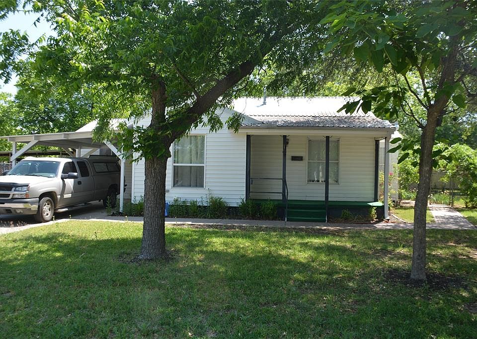 1st image of 1600 SE 18th St