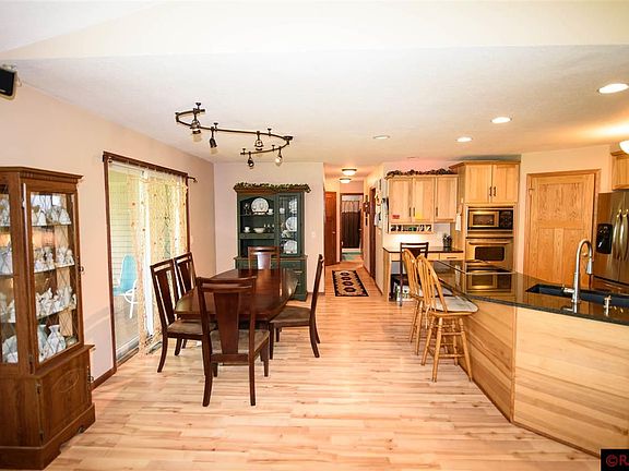2nd image of 105 Goldfinch Ct