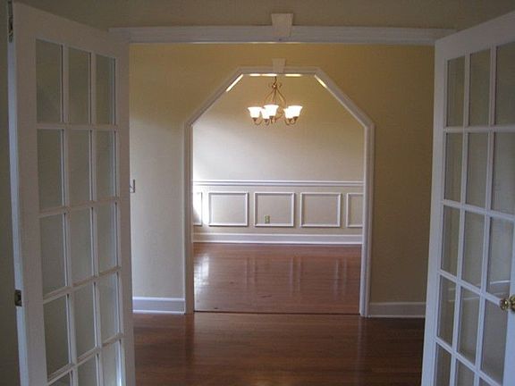 5th image of 6612 Landover Cir