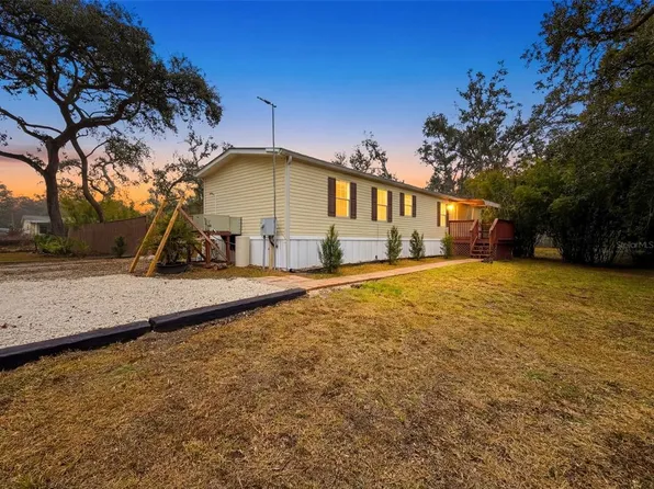 37680 Oak Forrest Dr, Dade City, FL 33523