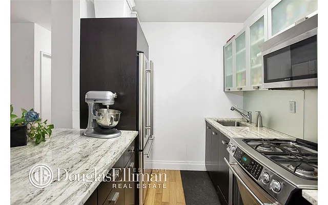 Sold by Douglas Elliman | media 2