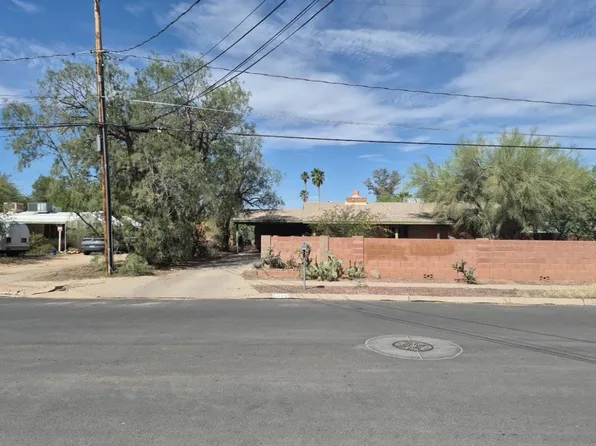 1955 N Santa Rosa Ave, Tucson, AZ 85712