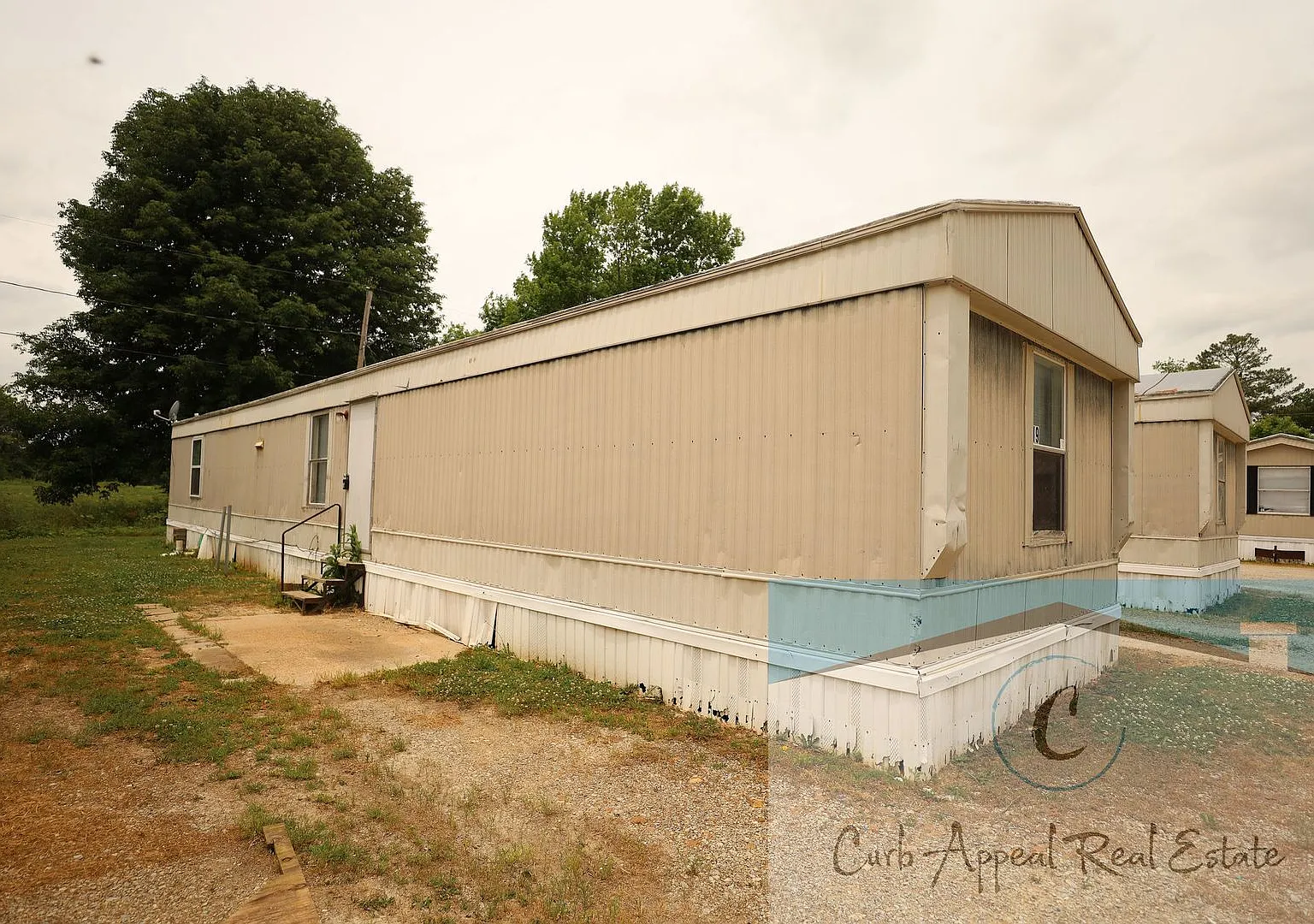 2620 Crawford — Photo 3