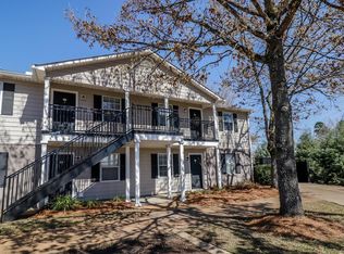 2112 Old Taylor Rd #A8, Oxford, MS 38655