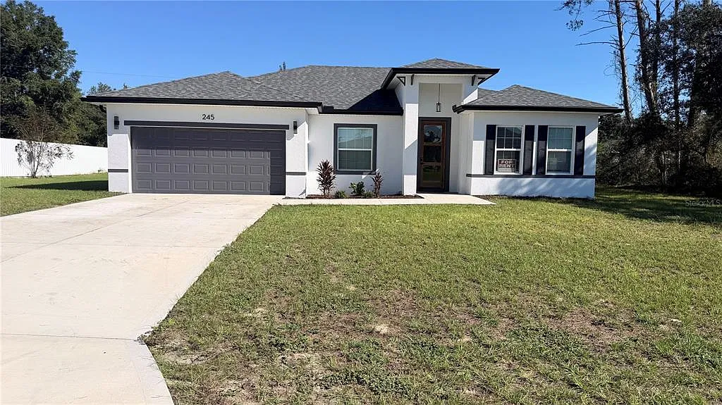 4 bed, 2.0 bath, 1792 sqft, $1,950 — Photo 1