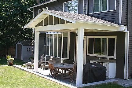 covered patio w/ sink, cabinets, speakers