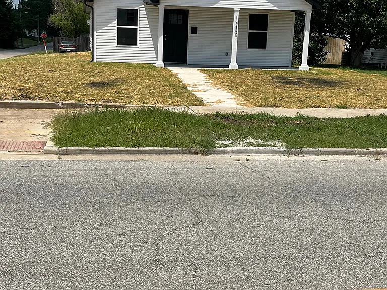 1730 Indiana Ave — Photo 7