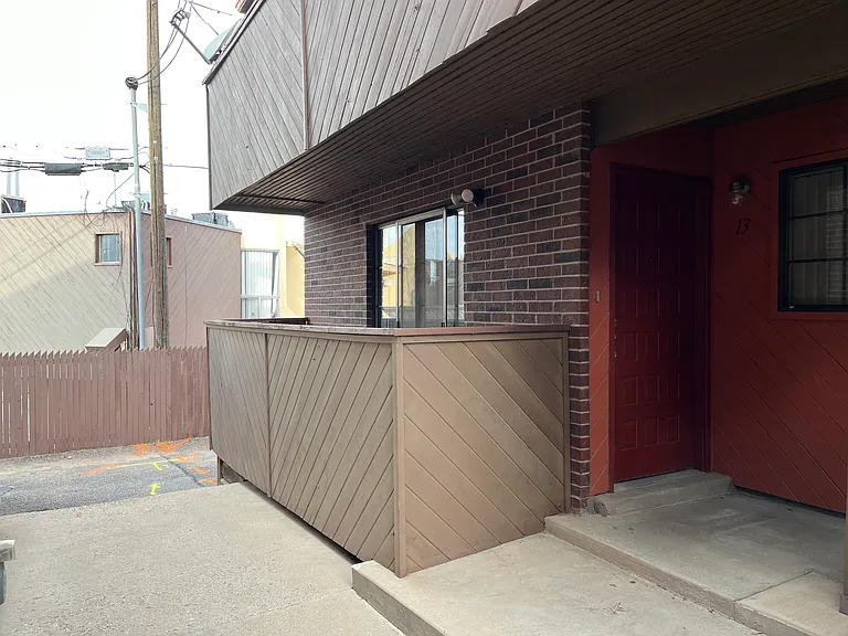 1855 Girard Blvd NE — Photo 66