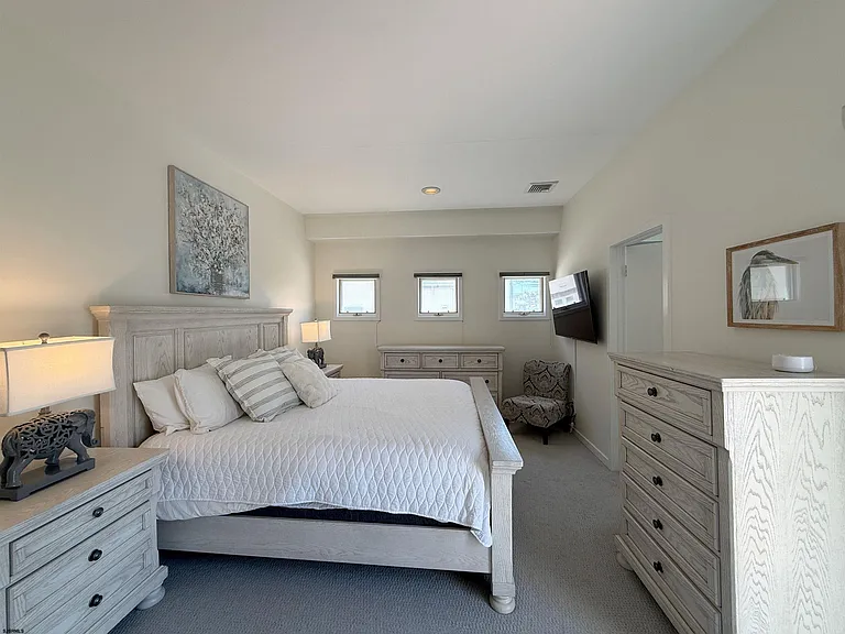 7701 Atlantic Ave #65 — Photo 14