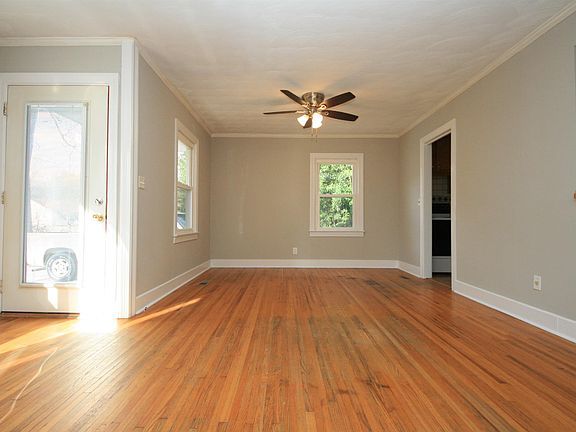 5th image of 427 Hawkins Ave