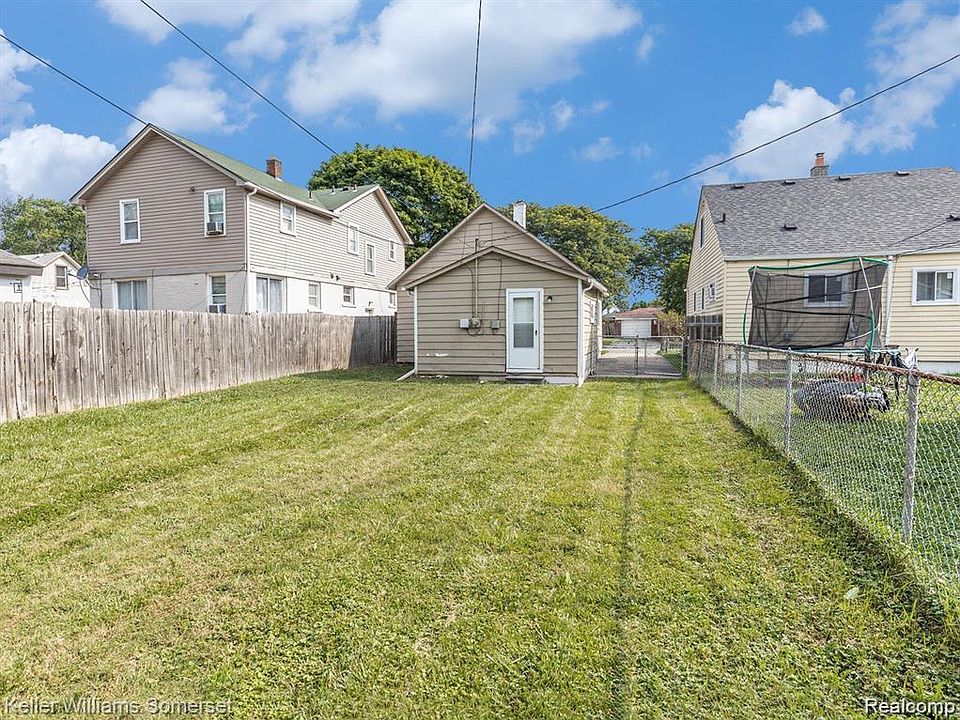 1419 Morris Ave, photo 16