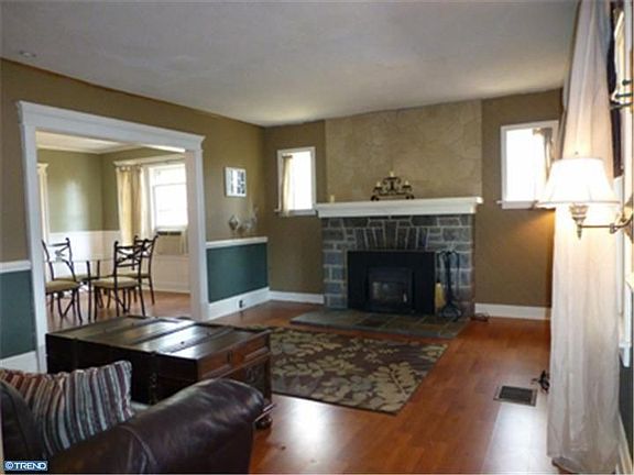 Home for Sale in SPRING MOUNT, PA $149,900