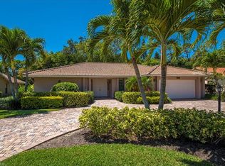1518 Foxfire Ln, Naples, FL 34104