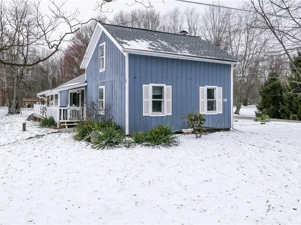 8511 Freedom Rd, Windham, OH 44288