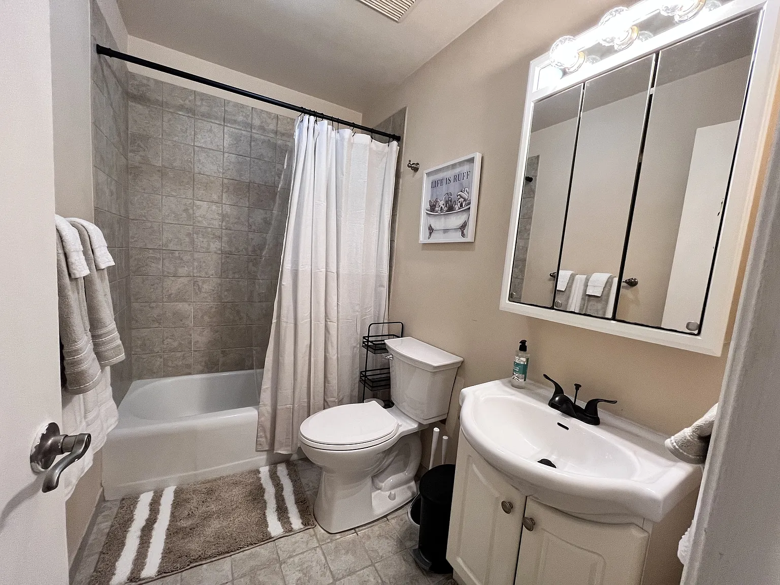 Studio, 350 sqft, $1,350 — Photo 1