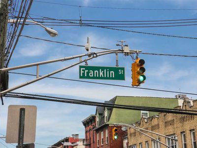 32 Franklin St, Jersey City, NJ, 07307