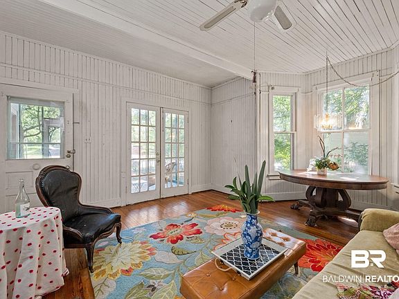 5th image of 115 Fairhope Ave