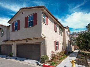 2468 Ascending Oaks Ln #1, Simi Valley, CA 93063