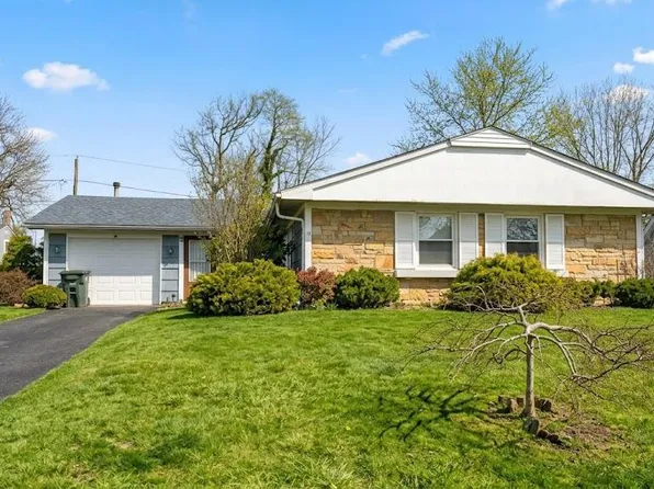 139 Edge Ln, Willingboro, NJ 08046