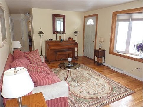 3rd image of 406 Milwood Dr