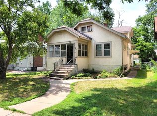 915 21st Ave SE, Minneapolis, MN 55414