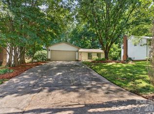 1623 Van Dyke Dr, Charlotte, NC 28213