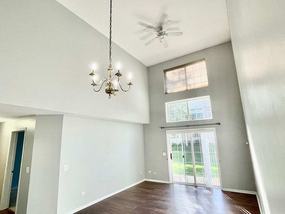 Living room with high ceiling