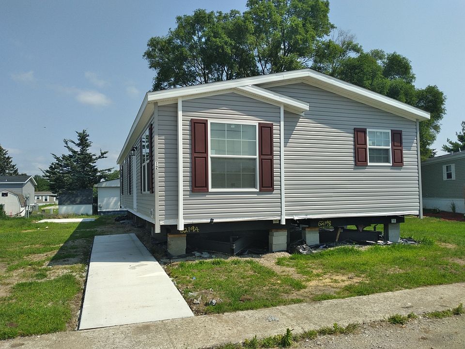 1st image of 12 E Grant Dr Lot 174