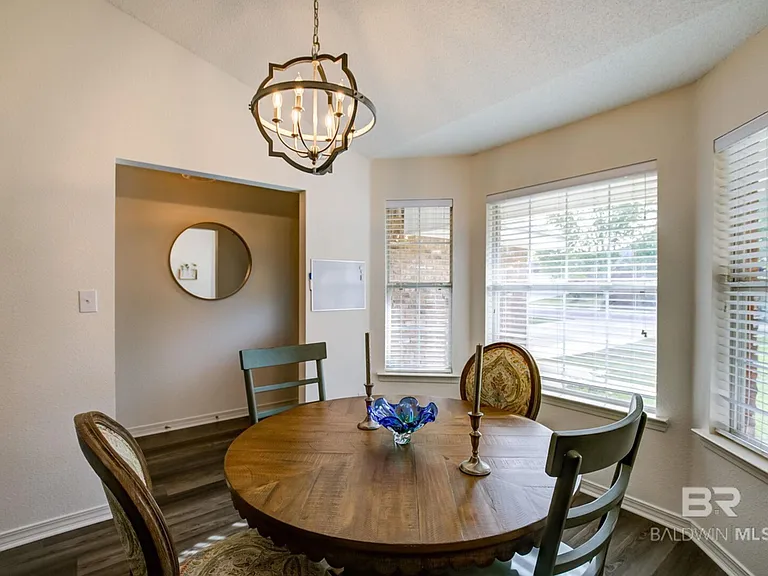 Balsam Ct — Photo 20