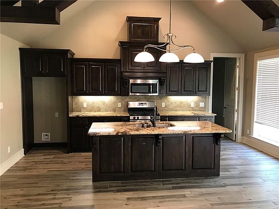2nd image of 1501 Grand Cypress Dr