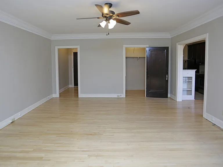 125 Oak Grove St — Photo 6