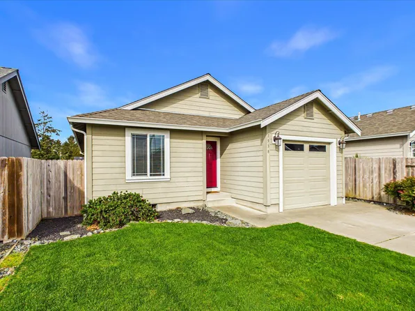1938 Sagewood Way, McKinleyville, CA 95519